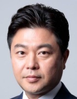 長友 慎治